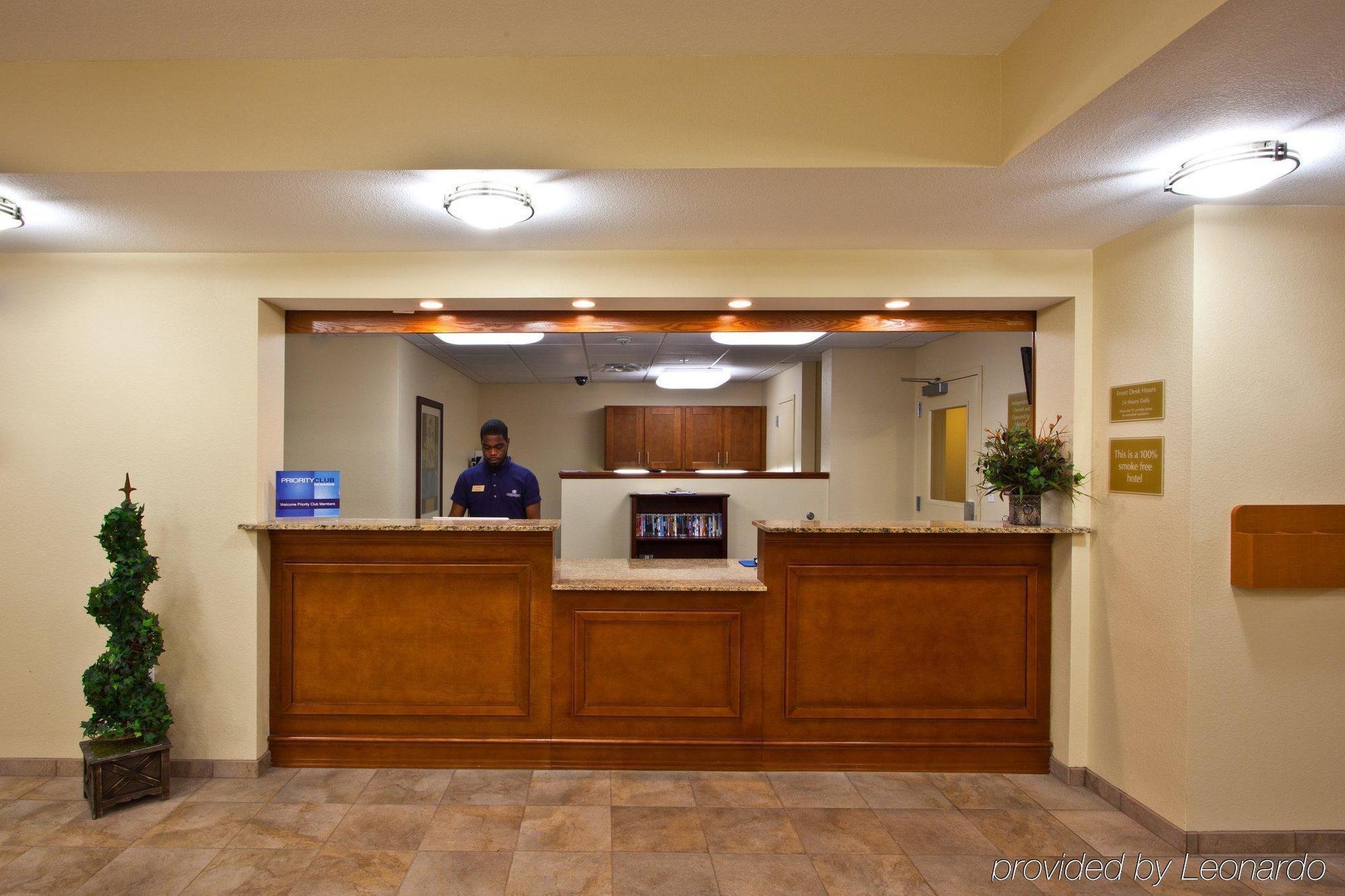 Candlewood Suites Tallahassee By Ihg Interieur foto